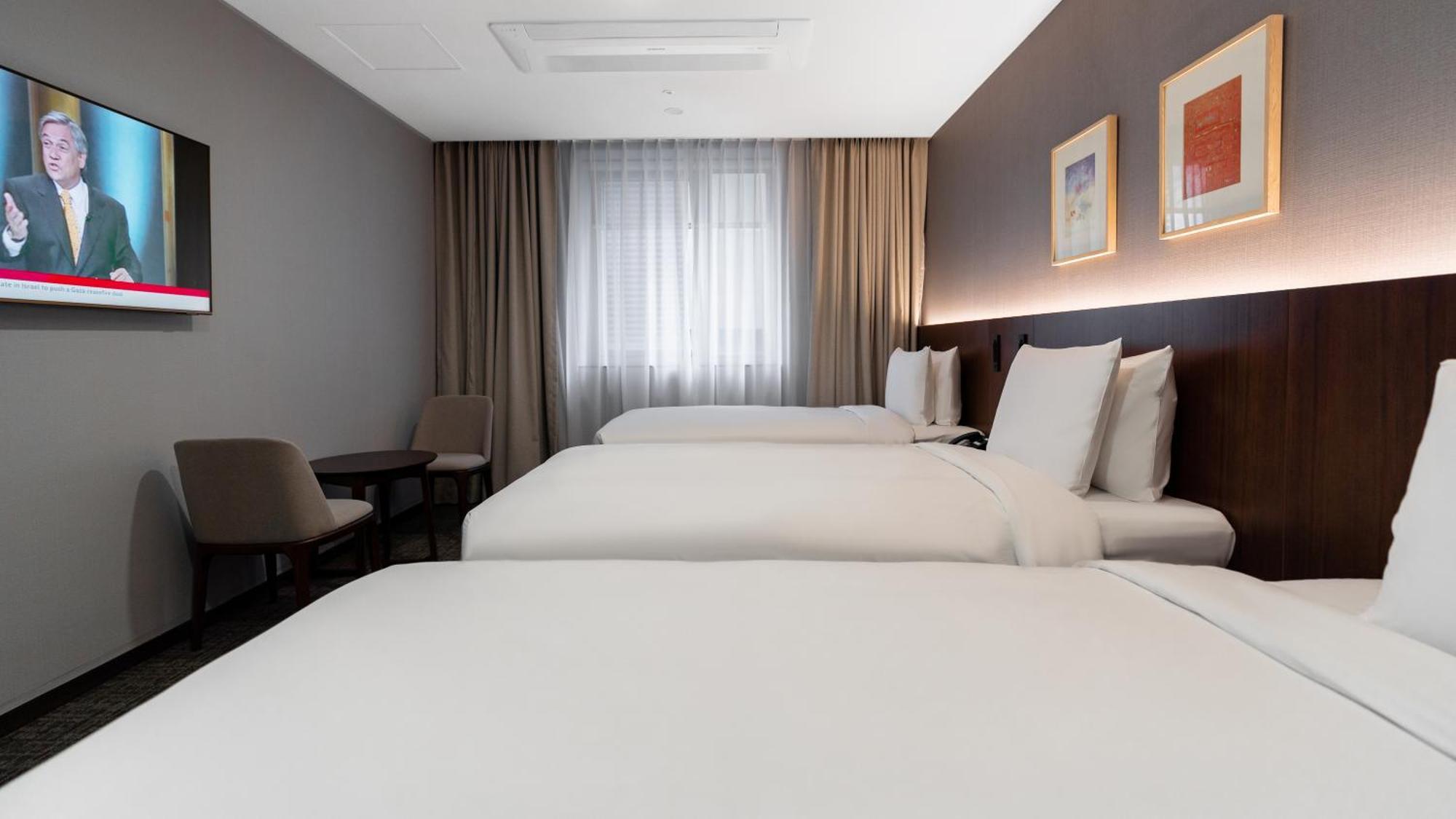 The Prima Hotel Jongno Seoul Bagian luar foto