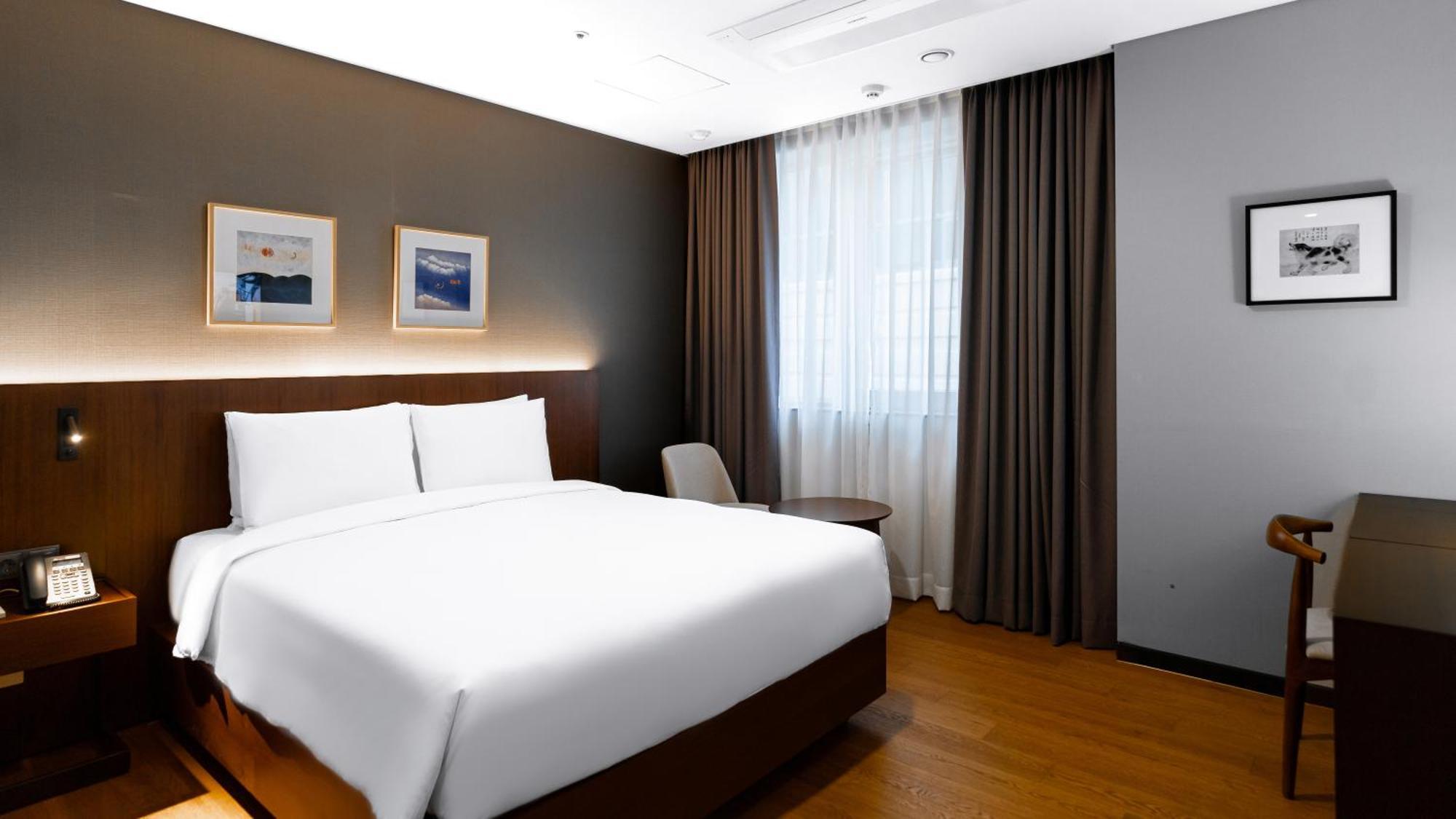 The Prima Hotel Jongno Seoul Bagian luar foto