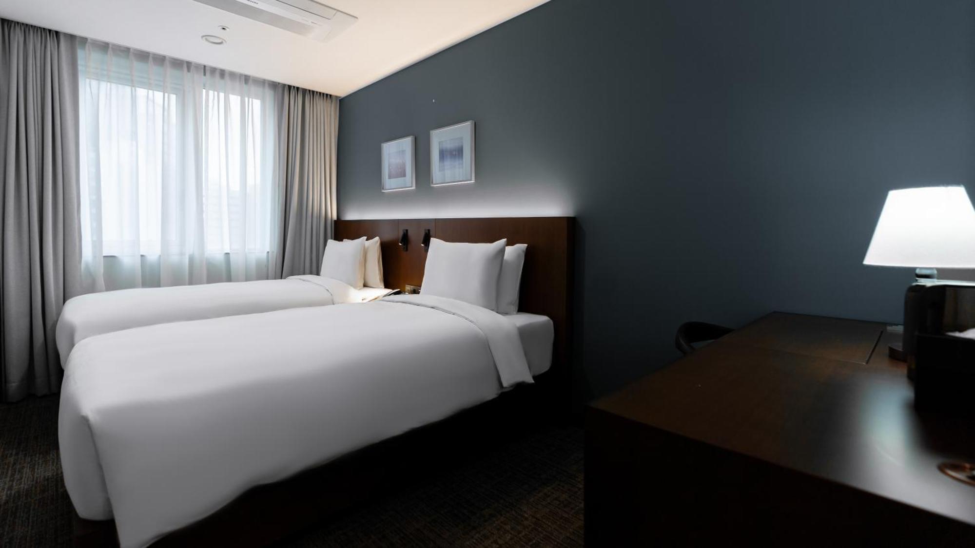 The Prima Hotel Jongno Seoul Bagian luar foto