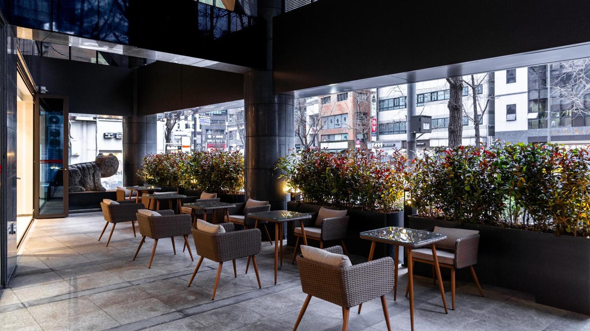 The Prima Hotel Jongno Seoul Bagian luar foto