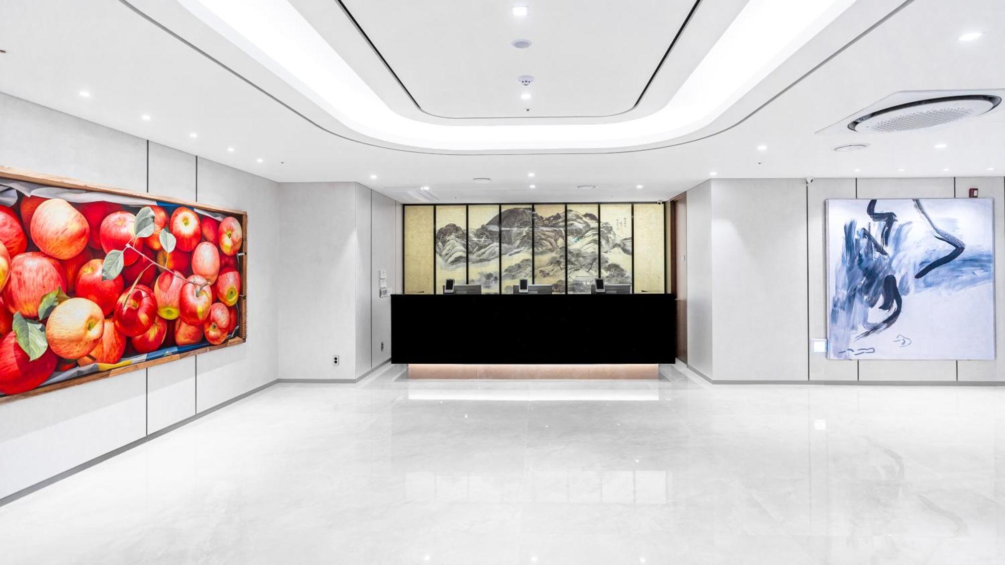 The Prima Hotel Jongno Seoul Bagian luar foto